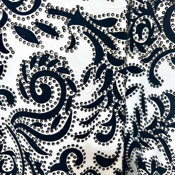 JM Collection Black and White Graphic Blouse XL - Picture 5 of 8